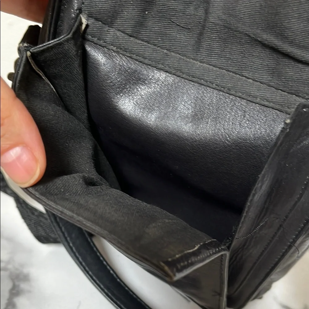 Wilsons Leather Vintage Black Travel Crossbody Bag